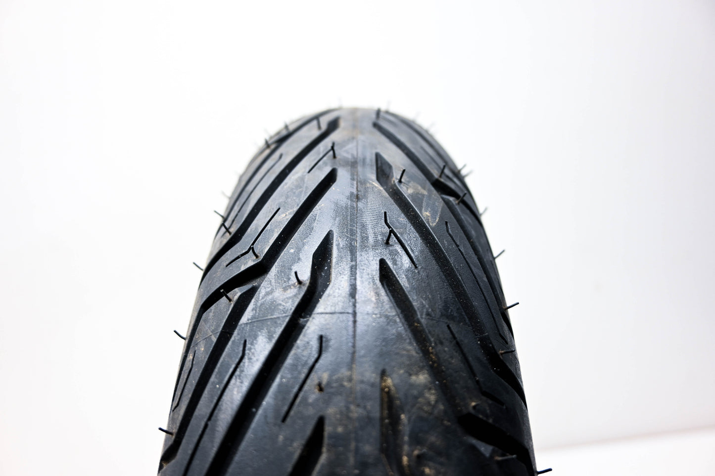Michelin 527163 Front Tire City Grip Tubeless 110/70-13 NOS