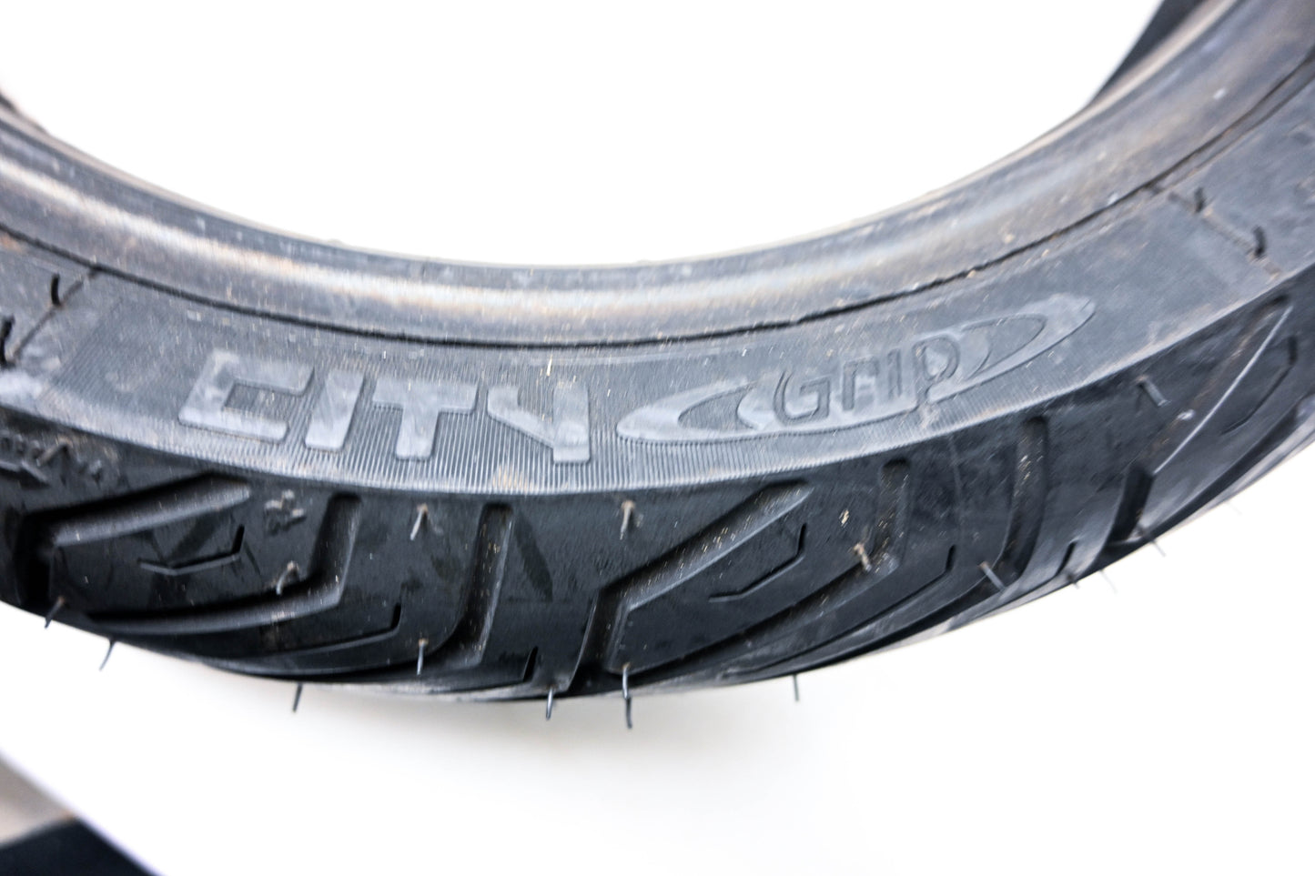 Michelin 527163 Front Tire City Grip Tubeless 110/70-13 NOS