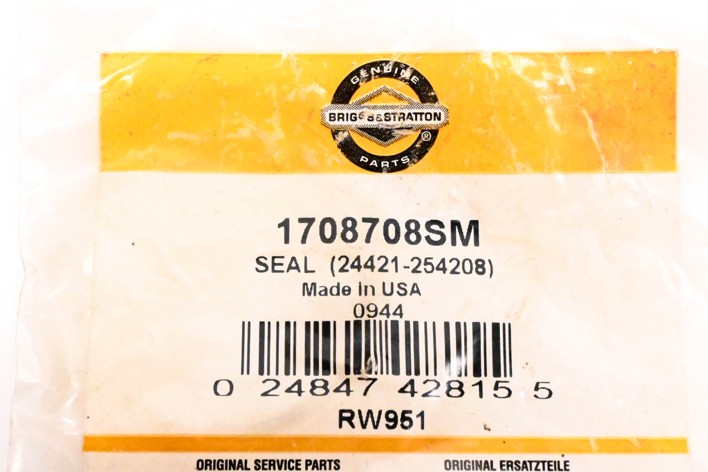 New OEM Briggs & Stratton 1708708SM, 24421-254208 Oil Seal NOS