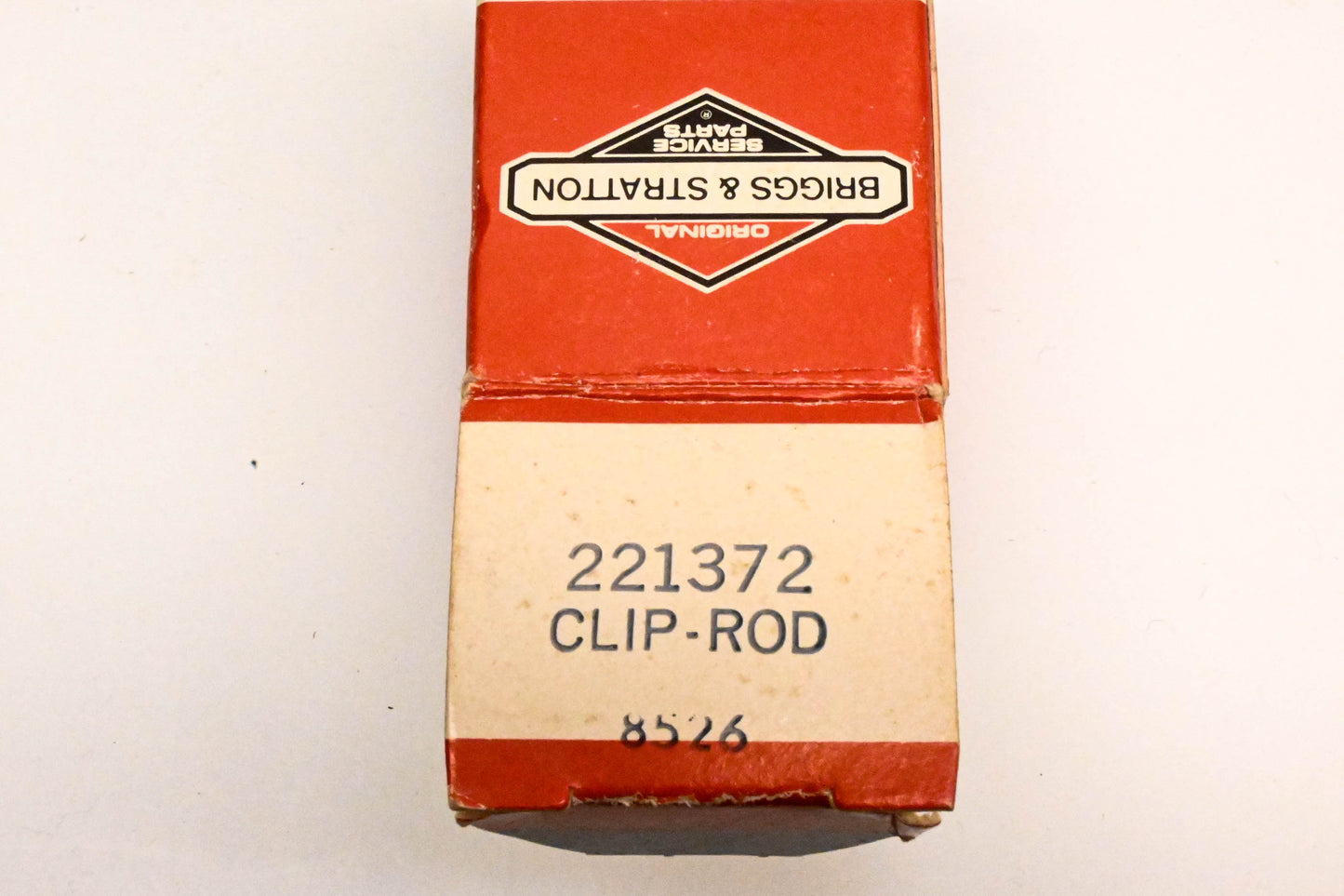 New OEM Briggs & Stratton 221372 Control Rod Clip NOS