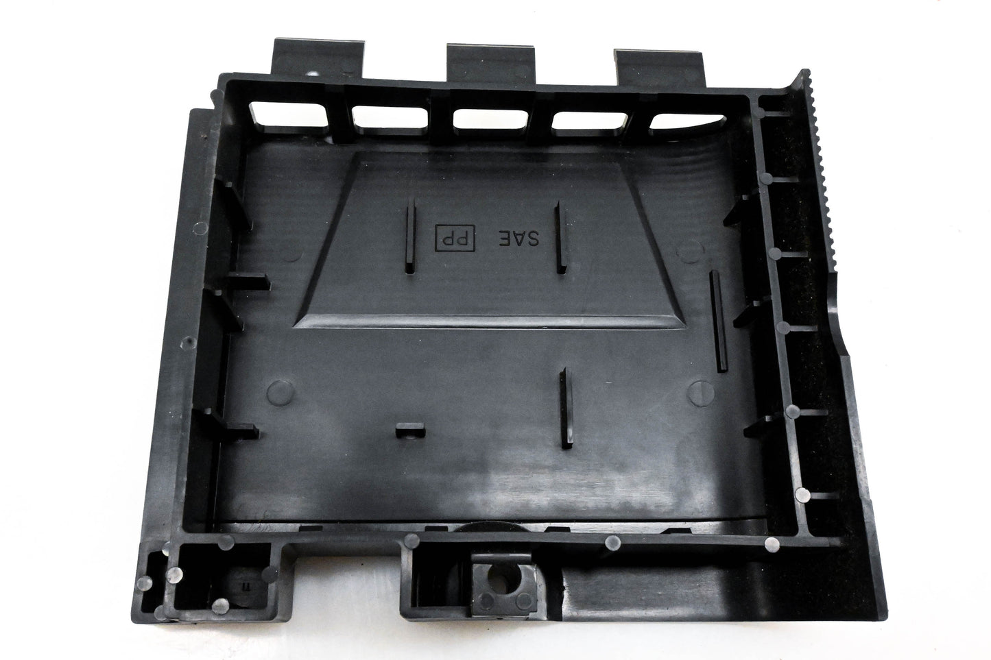 New OEM Briggs & Stratton 281340, 692298 Air Cleaner Box Cover NOS