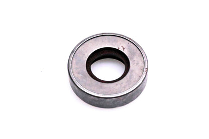 New OEM Briggs & Stratton 99176 Oil Seal NOS