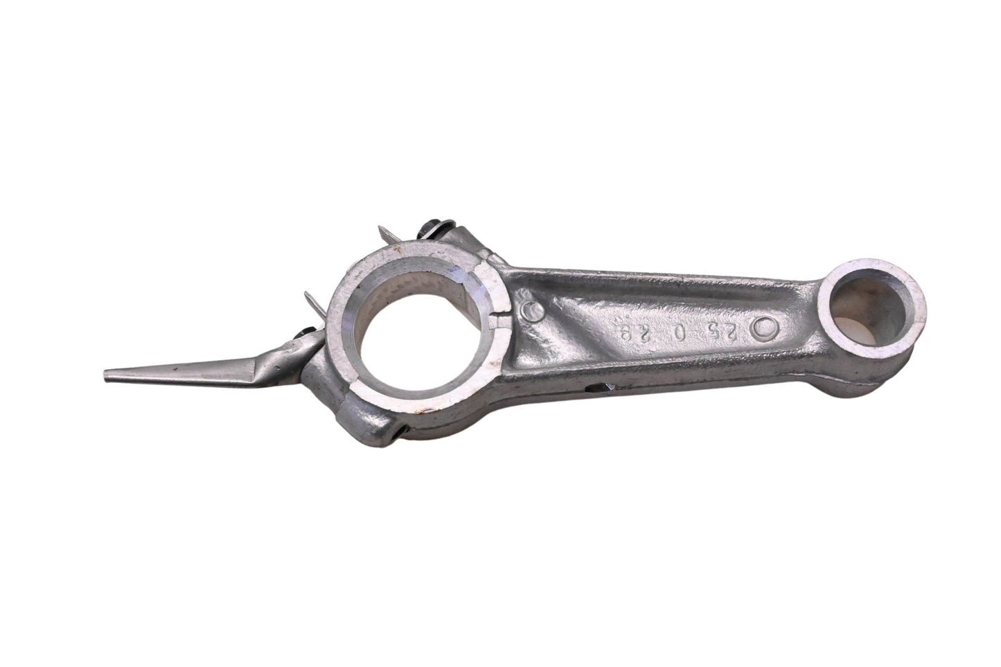New OEM Tecumseh 33661 Connecting Rod NOS