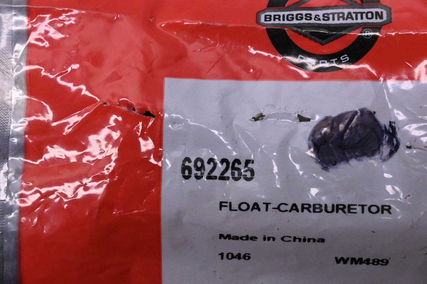 New OEM Briggs & Stratton 692265, 1046 Carburetor Float NOS