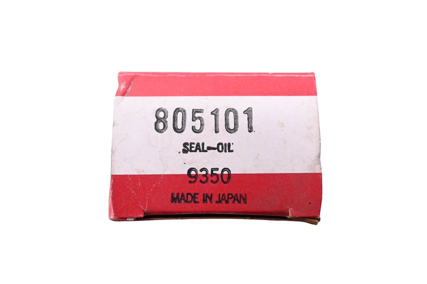 New OEM Briggs & Stratton 805101, 9350, AE1666G Oil Seal NOS