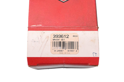 New OEM Briggs & Stratton 393612, 0691 Brush Kit NOS