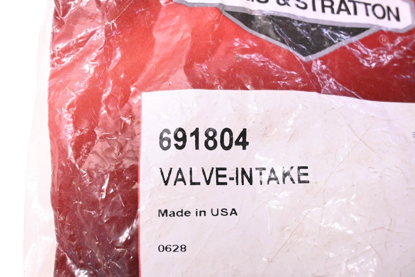 New OEM Briggs & Stratton 691804, 0628 Intake Valve NOS