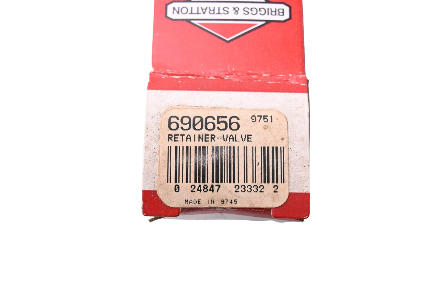 New OEM Briggs & Stratton 690656, 9751 Valve Retainer NOS