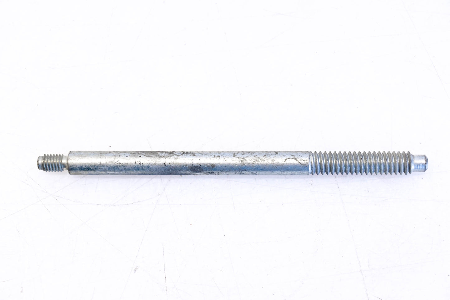 New OEM Briggs & Stratton 231398 Air Cleaner Studs Qty 2 NOS
