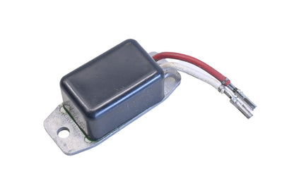 New OEM Briggs & Stratton 390545 Voltage Regulator NOS