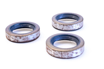 New OEM Briggs & Stratton 391485 Oil Seals Qty 3 NOS