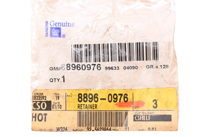 General Motors 88960976 Oil Cooler Line Retainer Clip NOS