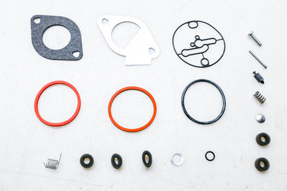 New OEM Briggs & Stratton 796184 Carburetor Overhaul Kit NOS