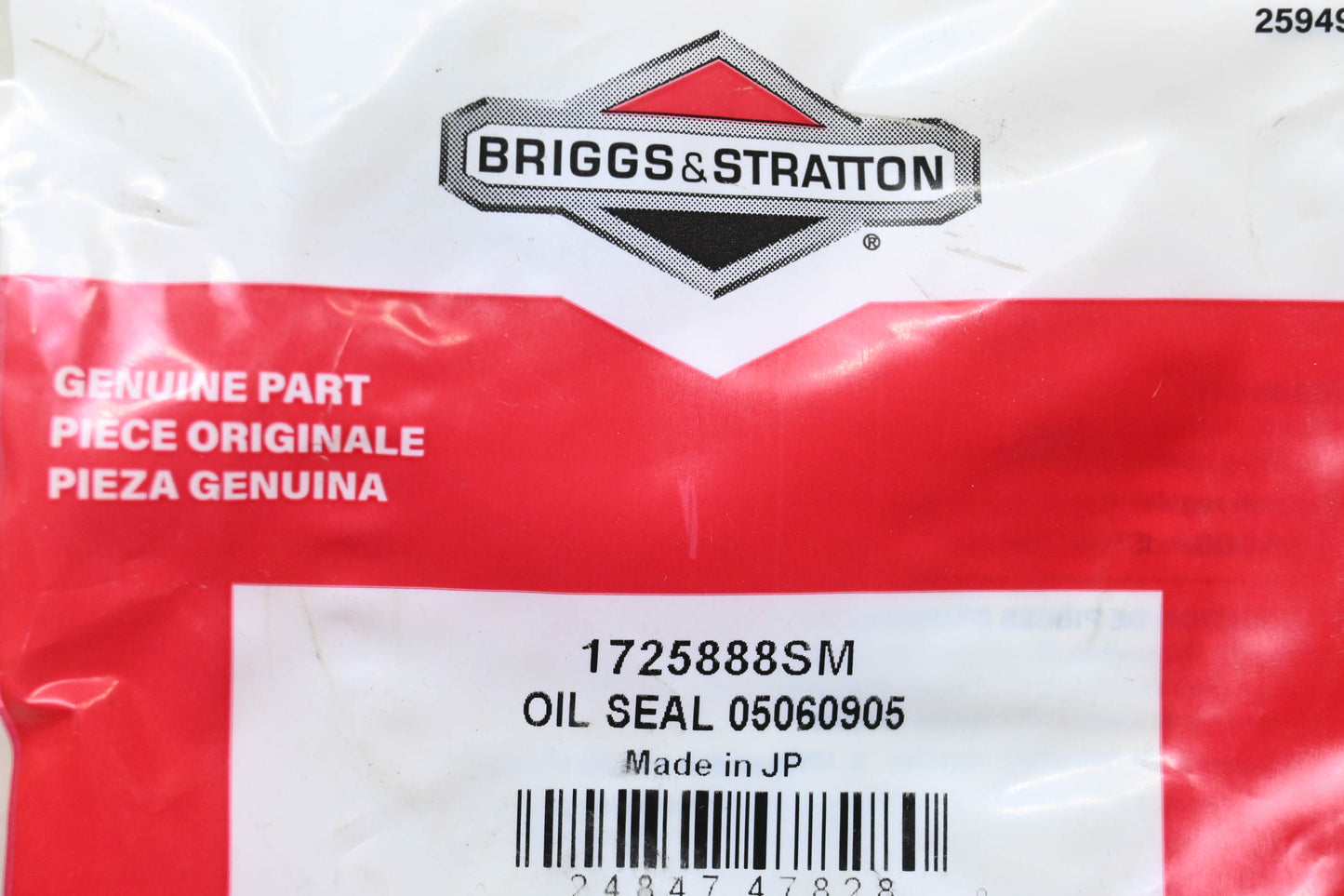 New OEM Briggs & Stratton 1725888SM, 05060905 Oil Seal NOS