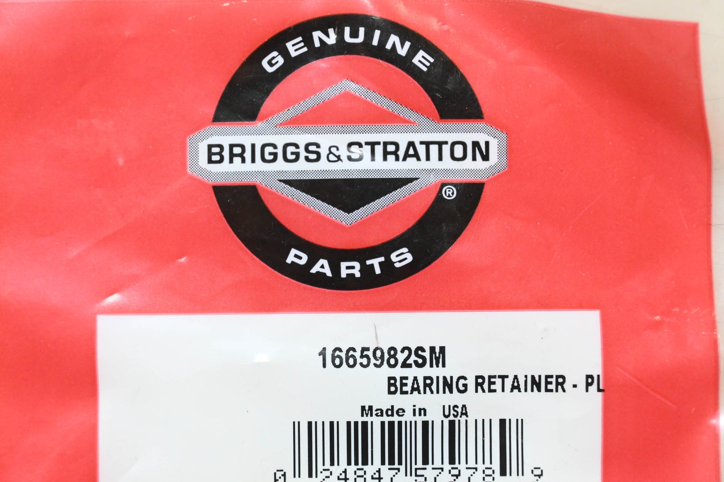 New OEM Briggs & Stratton 1665982SM Bearing Retainer NOS