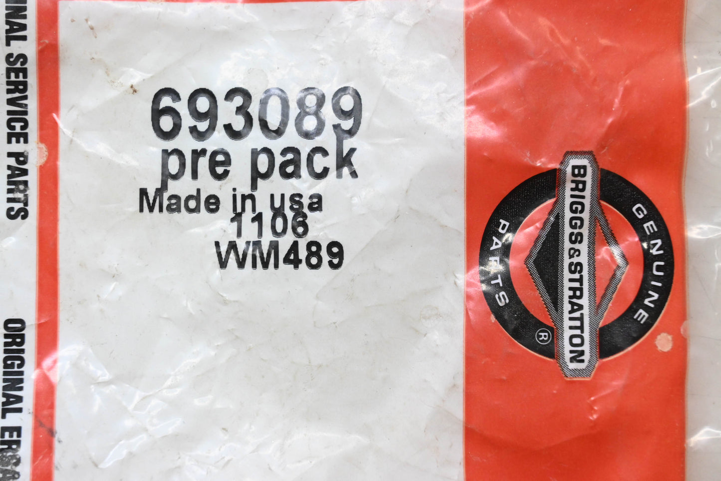 New OEM Briggs & Stratton 693089 Fuel Tank Prepack NOS