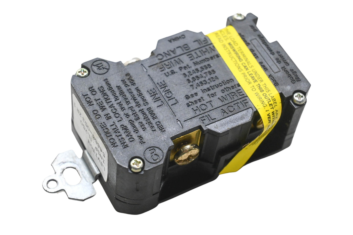 New OEM Briggs & Stratton 80409GS 120V Outlet NOS