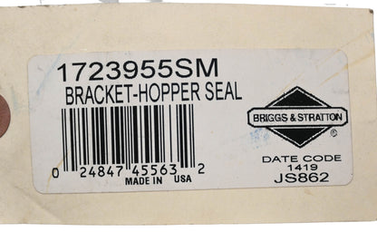 New OEM Briggs & Stratton 1723955SM, 1723955 Hopper Seal Bracket NOS