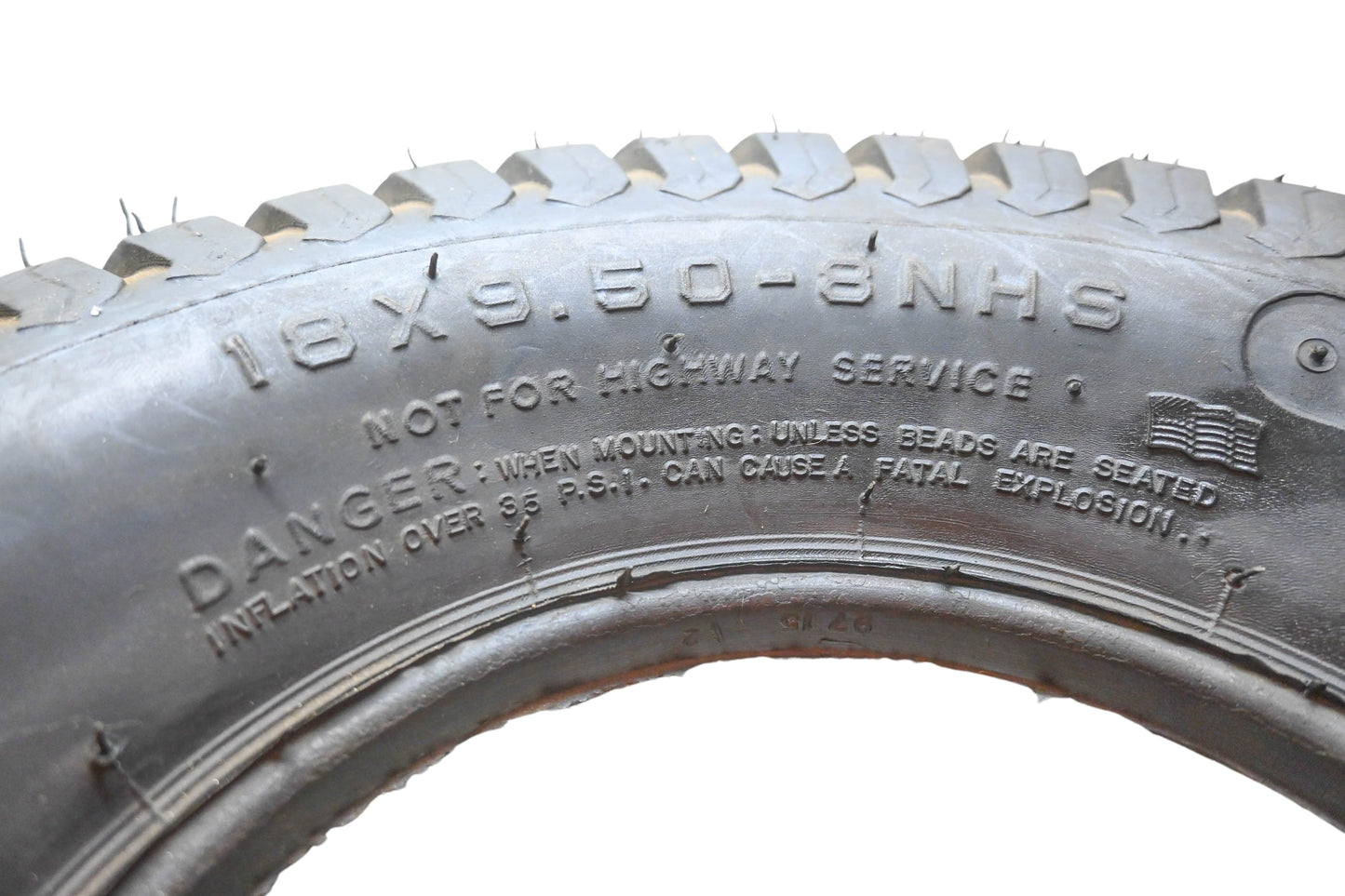 Carlisle Tires110-13 Multi-Trac Tire 18x9.50-8NHS NOS