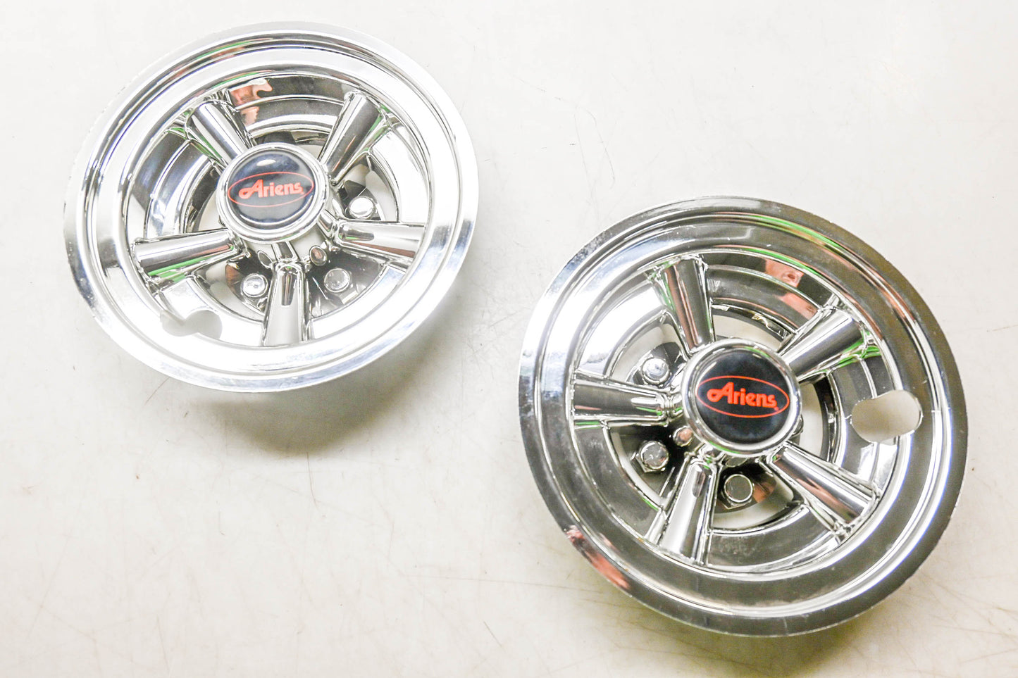 Ariens 71508800 Hup Cap Pair NOS