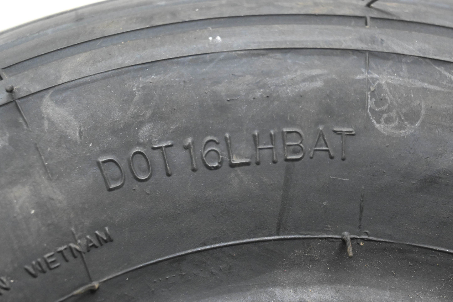 Oregon 58-012, 480/400-8 Wheelbarrow Rib Tire NOS