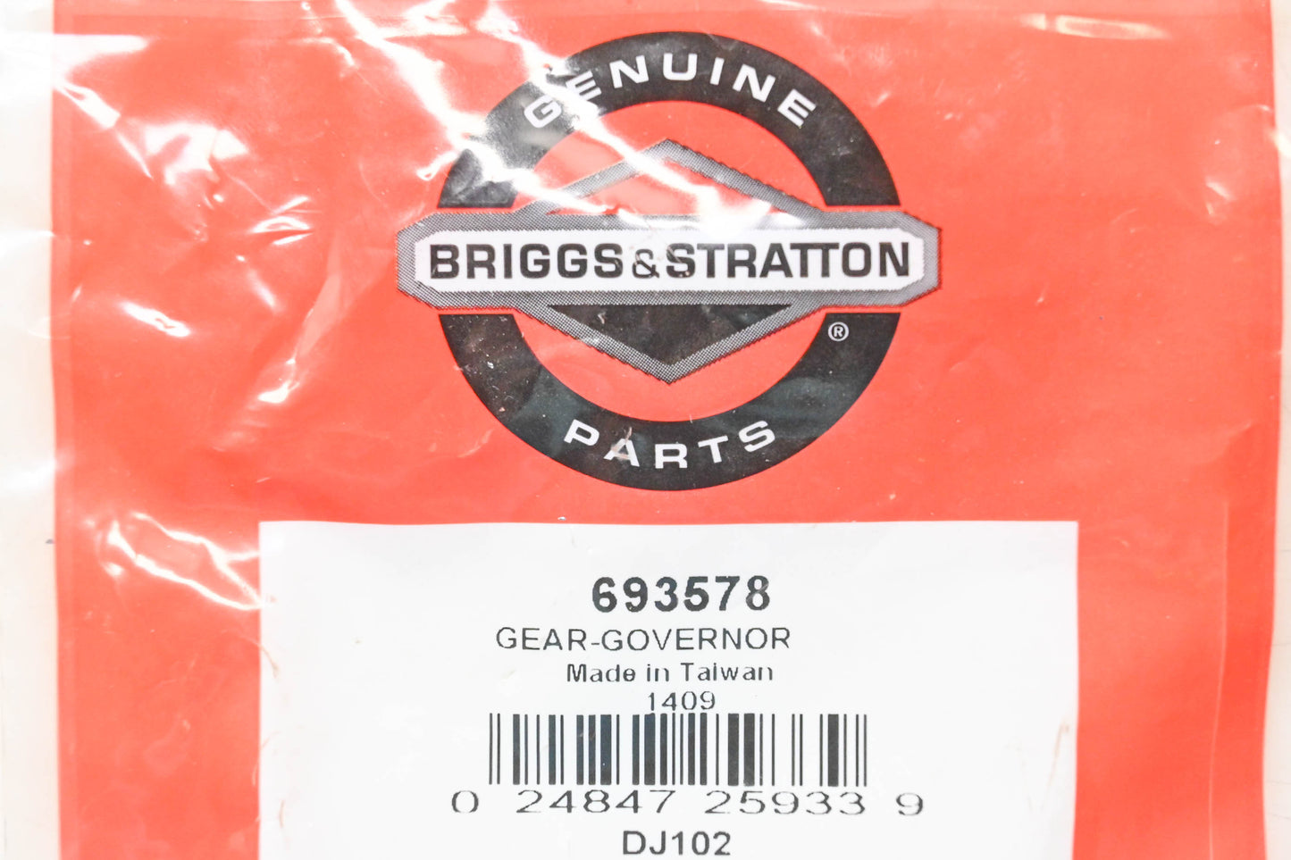 New OEM Briggs & Stratton 693578 Governor Gear NOS