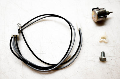 New OEM Briggs & Stratton 692734 Fuel Solenoid NOS
