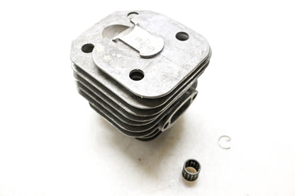 New OEM Husqvarna 544 22 28-02, 544222802 Cylinder & Piston Assembly NOS