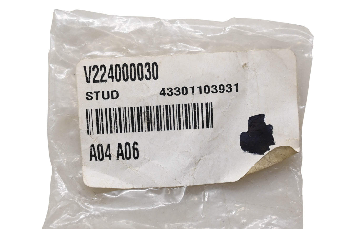 New OEM Echo V224000030, 43301103931 Stud NOS