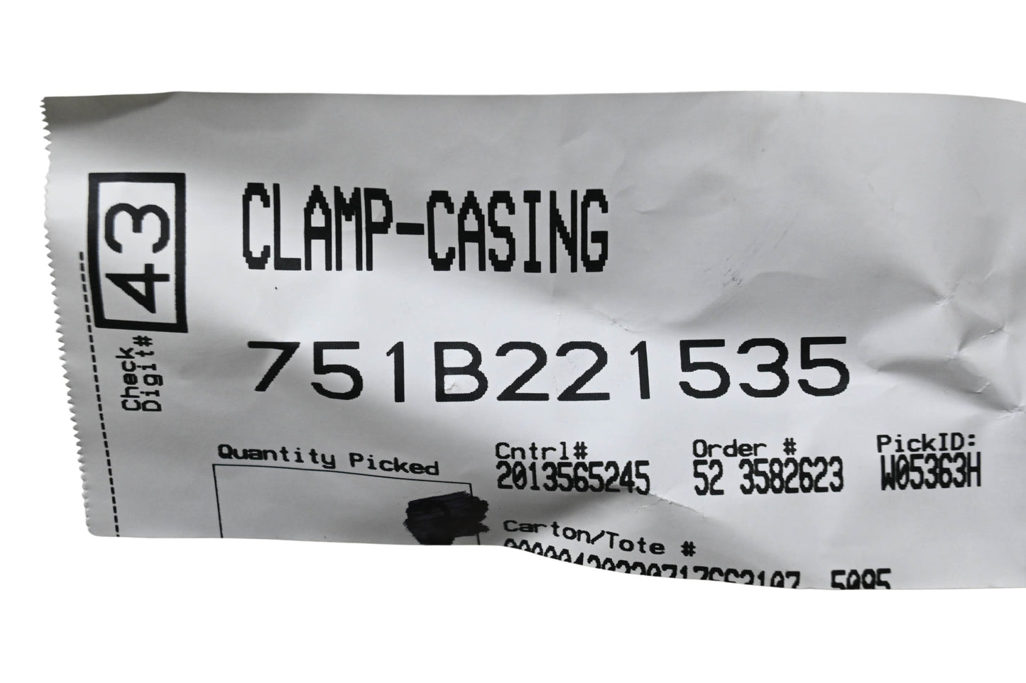 MTD 751B221535 Casing Clamp NOS