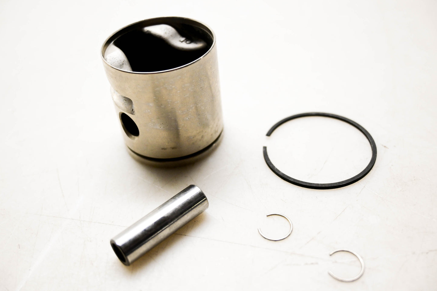 New OEM Husqvarna 530071883 Piston Kit NOS