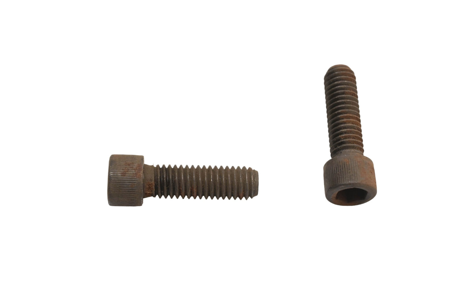 Caterpillar 2J5245, 2J-5245 Screws Qty 2 NOS