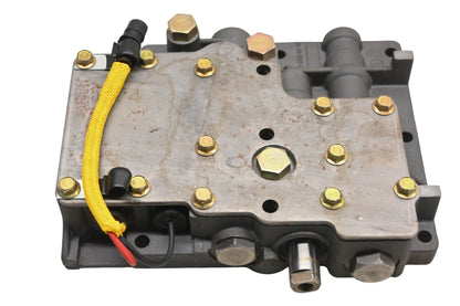 Caterpillar 6T-0895, 10-21-236-902 Transmission Control Valve Cover NOS