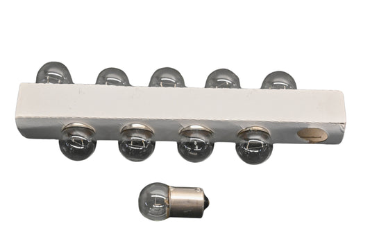 Eiko 67, 28904 Bulbs Qty 10 NOS