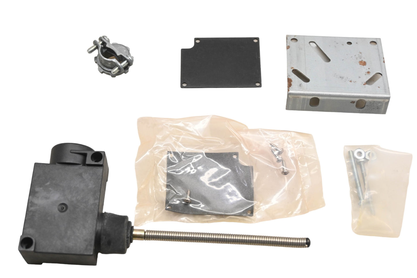 Aftermarket 2I5409 Back-Up Alarm Kit NOS