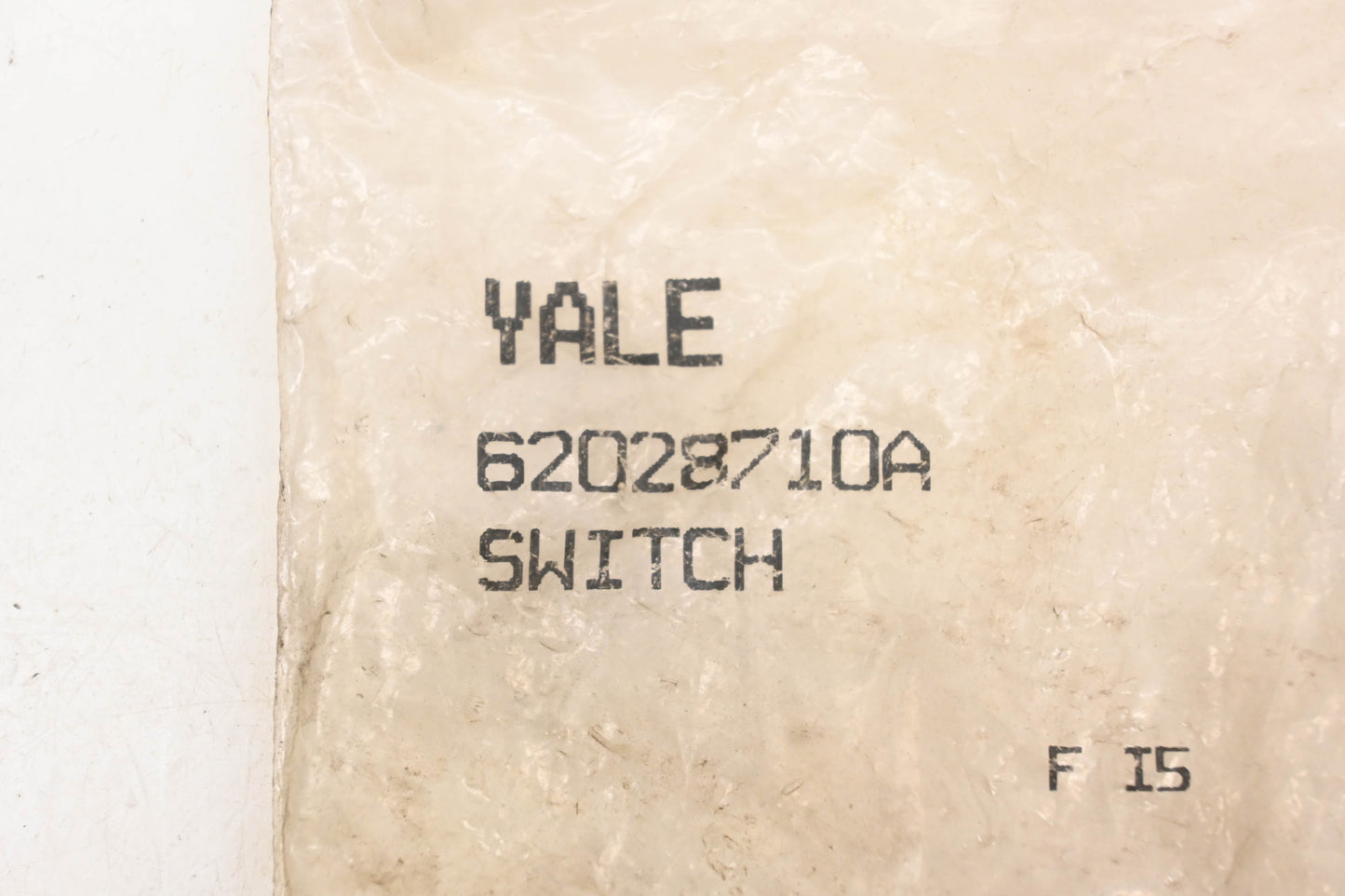 Yale 62028710A, BZ-2RQ1T Switch NOS