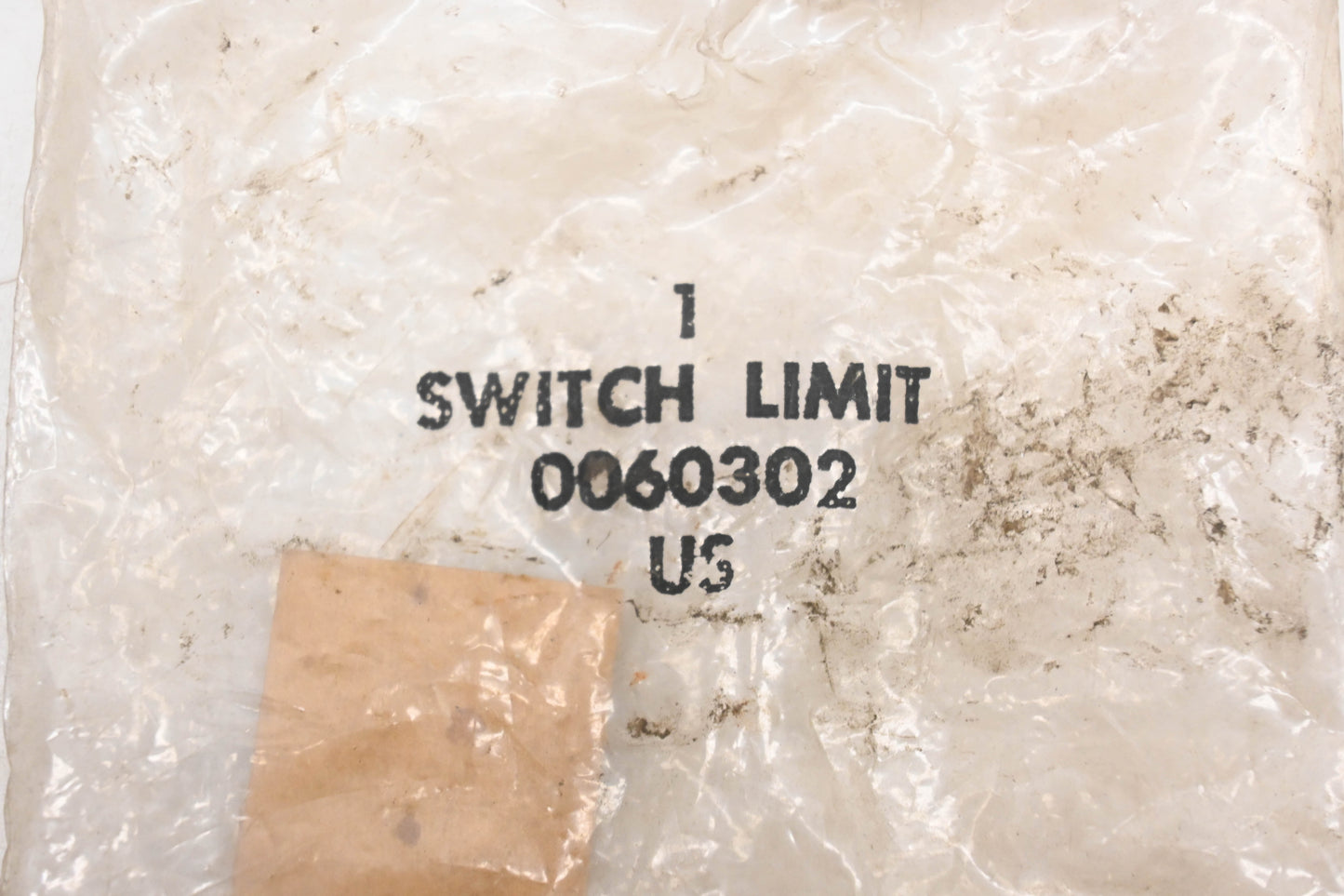 Caterpillar 0060302, 006-0302 Micro Switch With Roller NOS