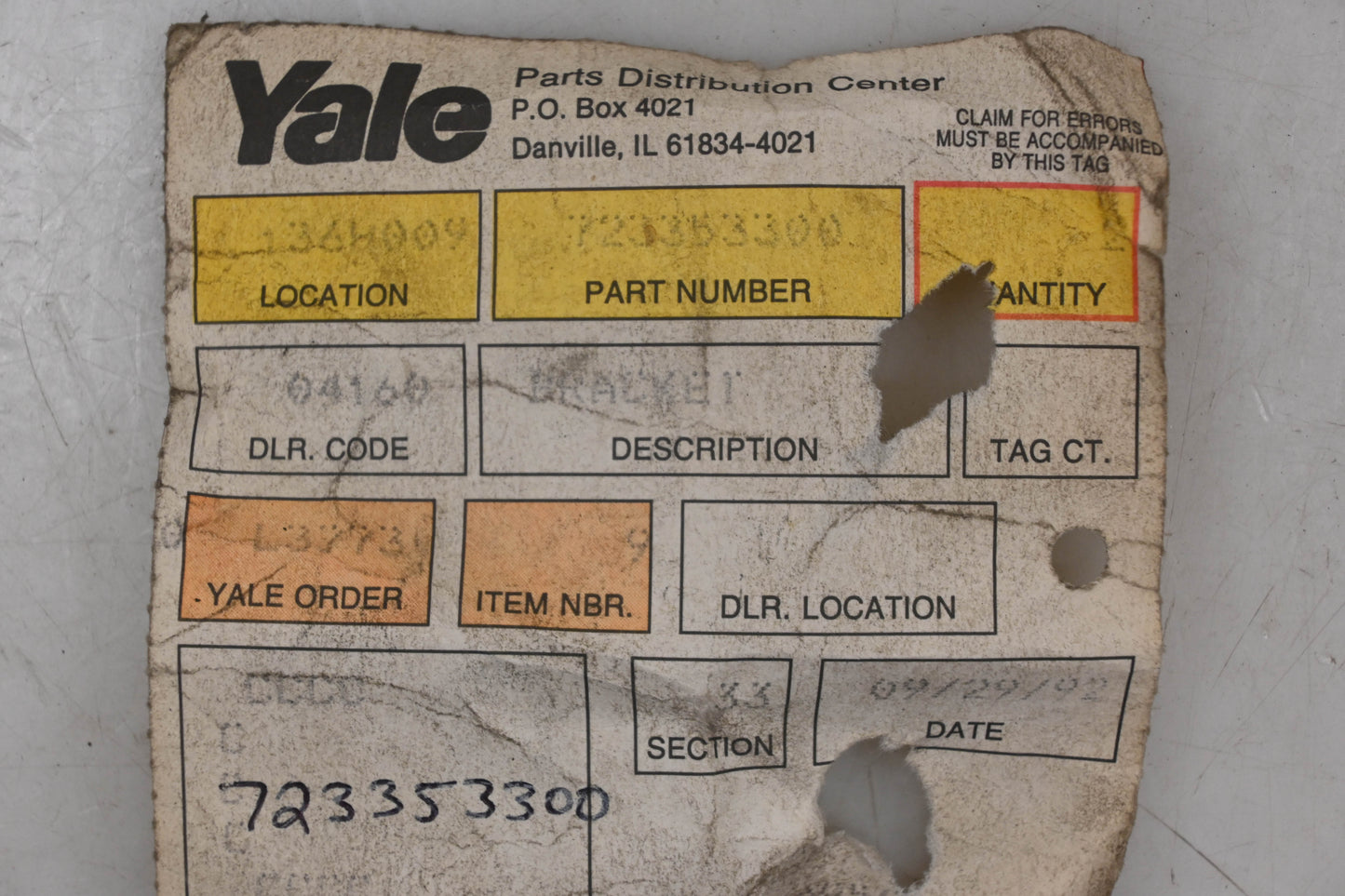 Yale 723353300 Brackets Qty 2 NOS