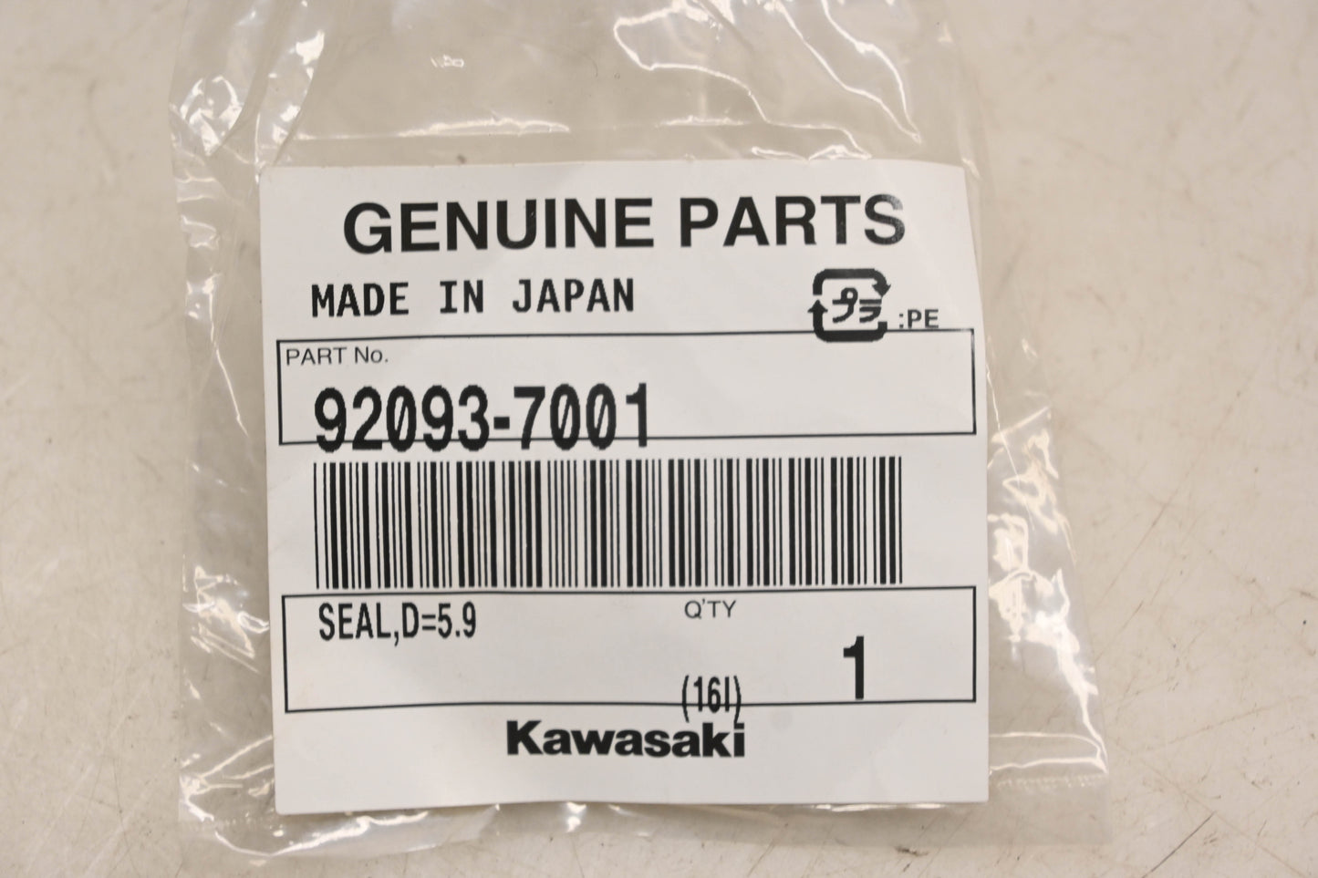New OEM Kawasaki 92093-7001 Seal NOS