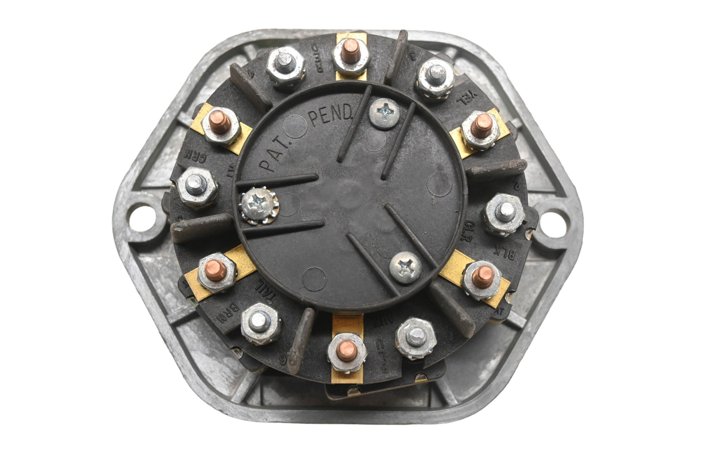 Pollak 11-739P 7-Way Trailer Connector