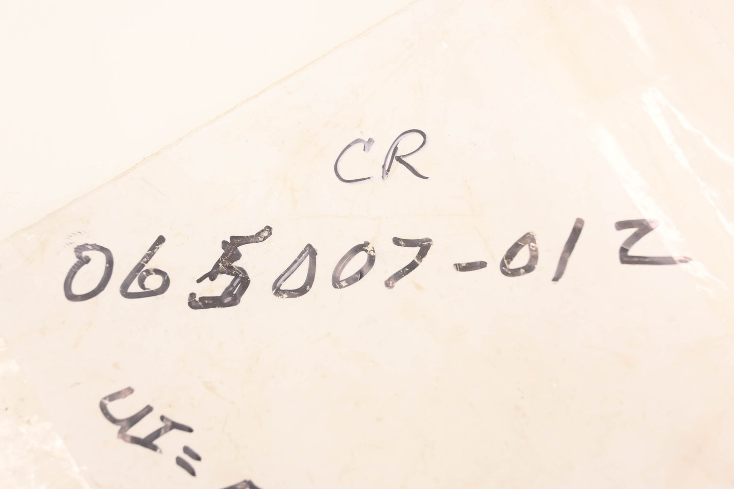 Crown 065007-012 Bushings Qty 2 NOS