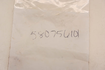 New OEM Husqvarna 580756101, 580756102 E-Ring NOS