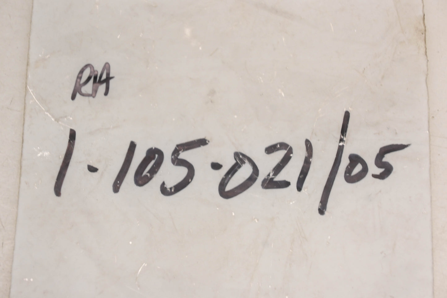 Raymond 1-105-021/05 Insulator NOS