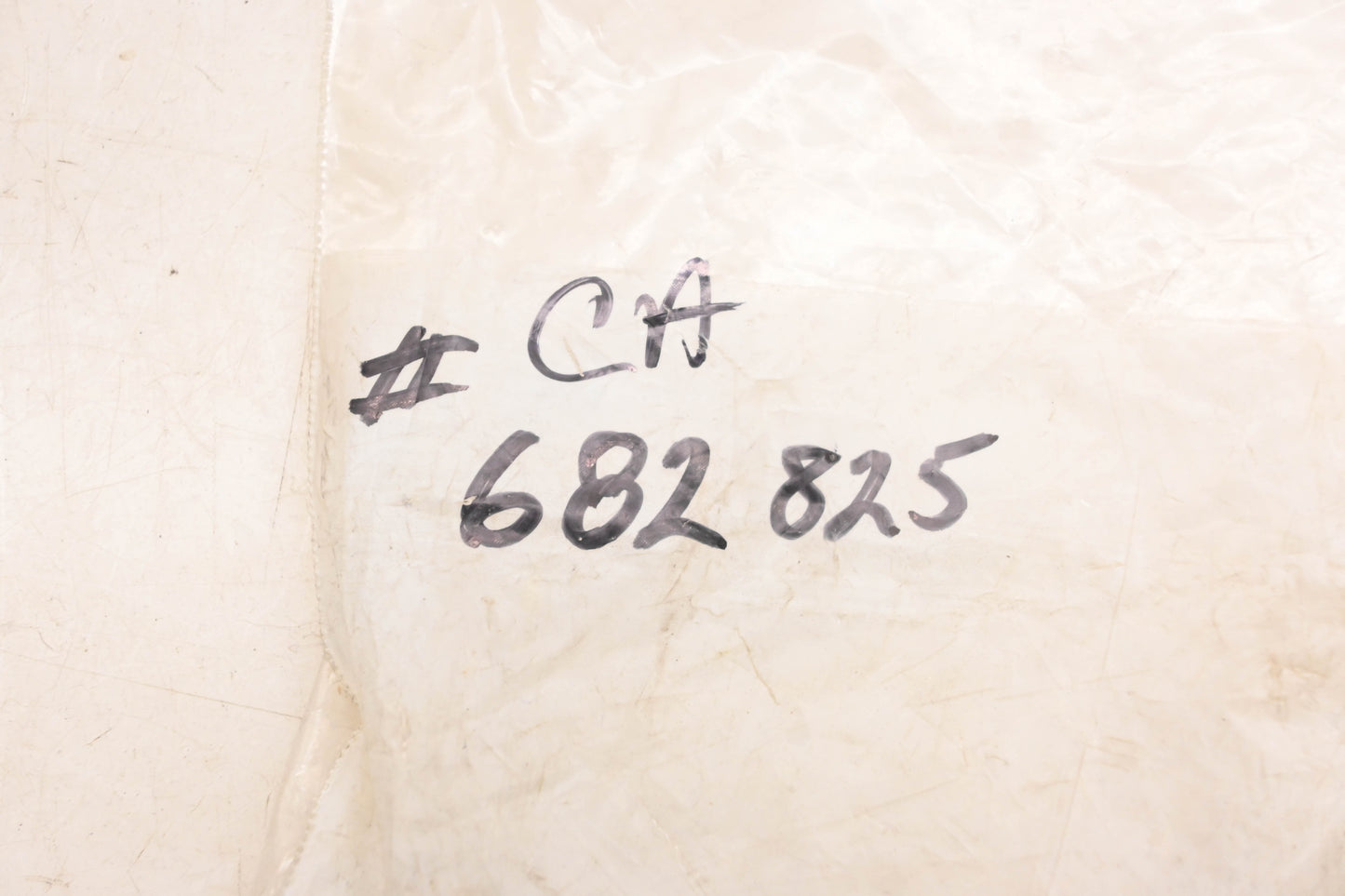 Caterpillar 682825 Pin