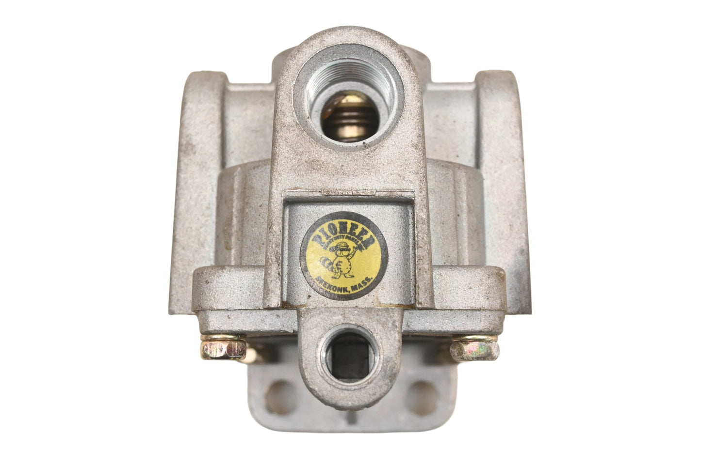 Pioneer 3612 RG-2 Air Brake Relay Valve NOS