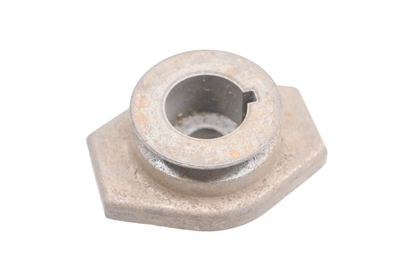 Jacobsen JA-24170-9 Blade Adapter Hub NOS
