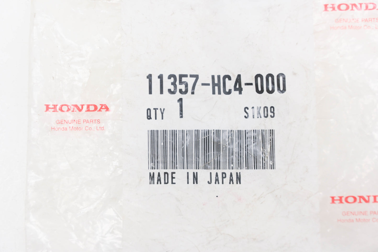 New OEM Honda 11357-HC4-000 Starting Gear Cover NOS