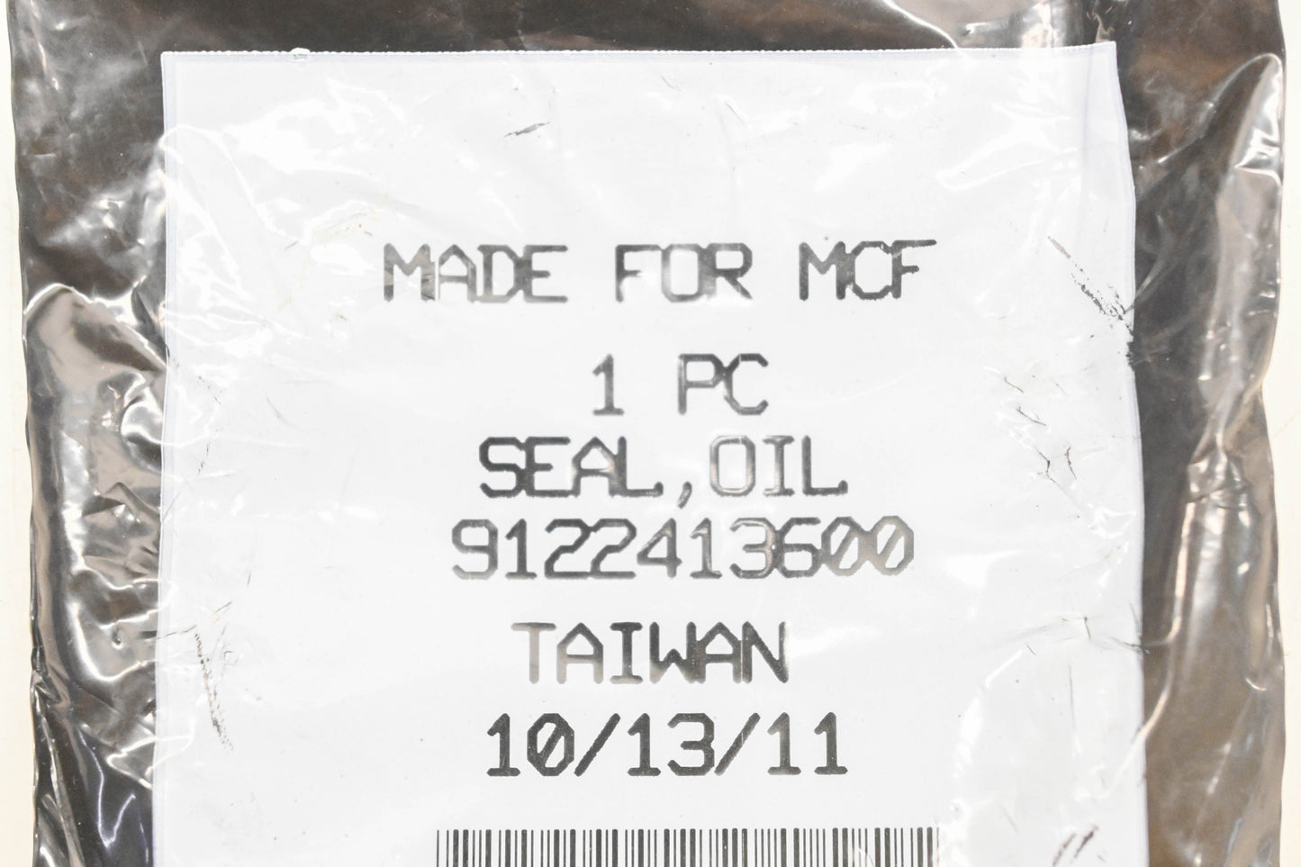 Mitsubishi 9122413600 Oil Seal NOS