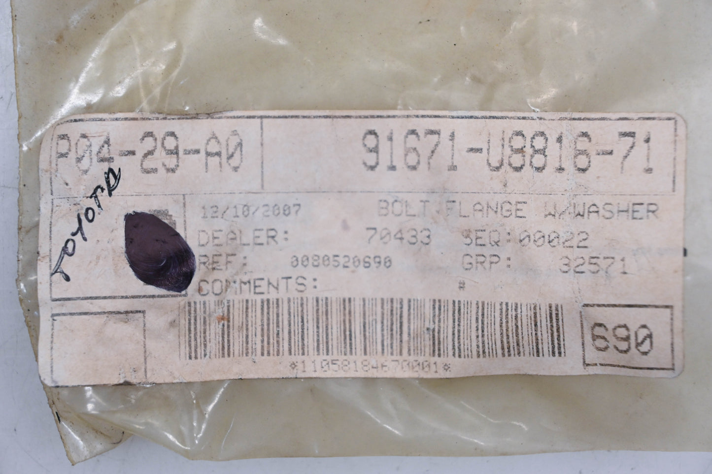 New OEM Toyota 91671-U8816-71 Flange Bolt With Washer NOS