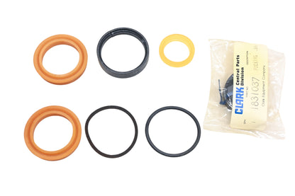 Clark 181207, 1831037 Hydraulic Cylinder Seal Kit NOS